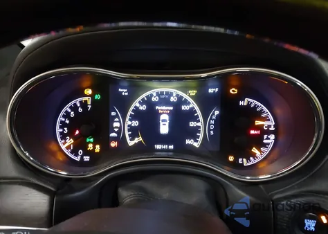 2014 Jeep Grand Cherokee Summit z USA, uszkodzony, nr VIN 1C4RJFJG5EC500292